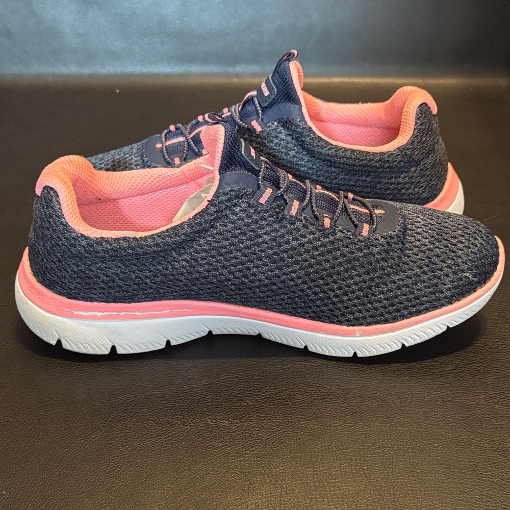 Skechers Summits Women's Navy and Pink Sneakers - Picture 7 of 9